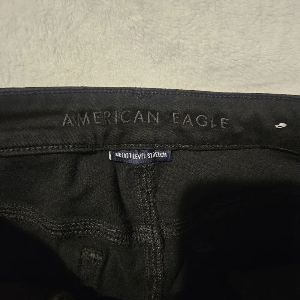AE black denim shorts - Picture 4 of 4